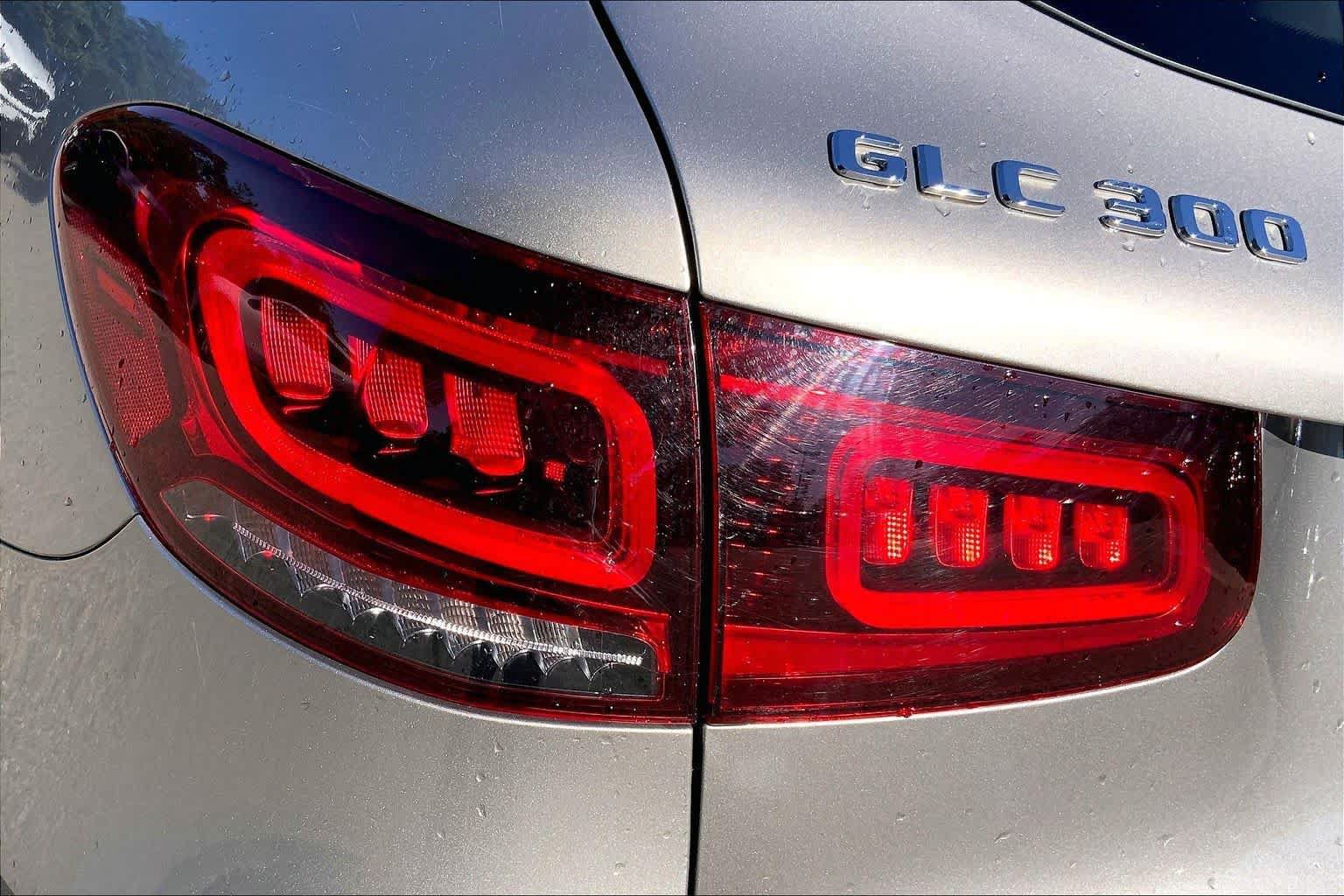 Used 2021 Mercedes-Benz GLC 300 4MATIC image 28
