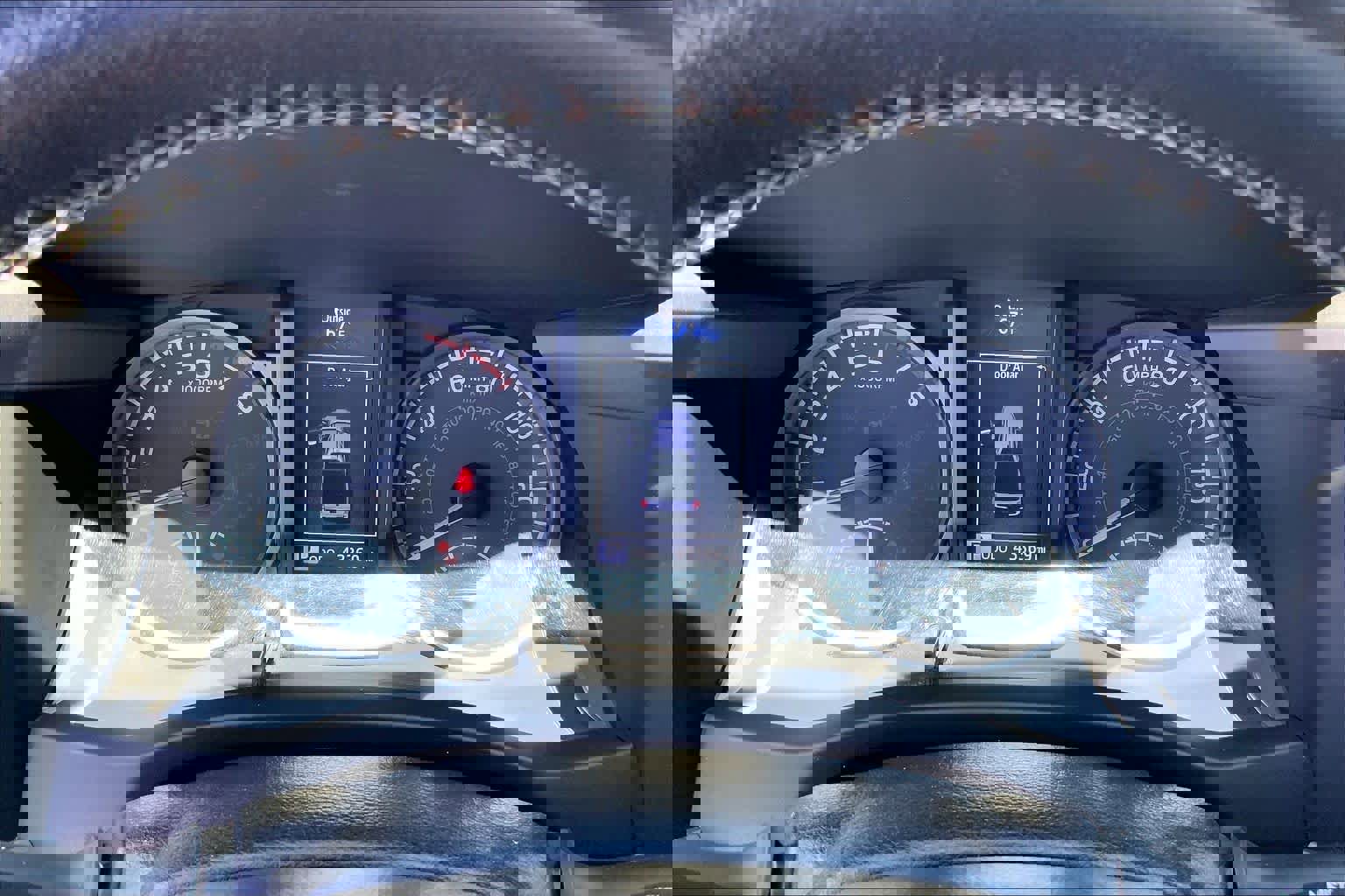 Used 2021 Toyota Tacoma TRD Off-Road w/ Technology Package AWD/4WD image 25