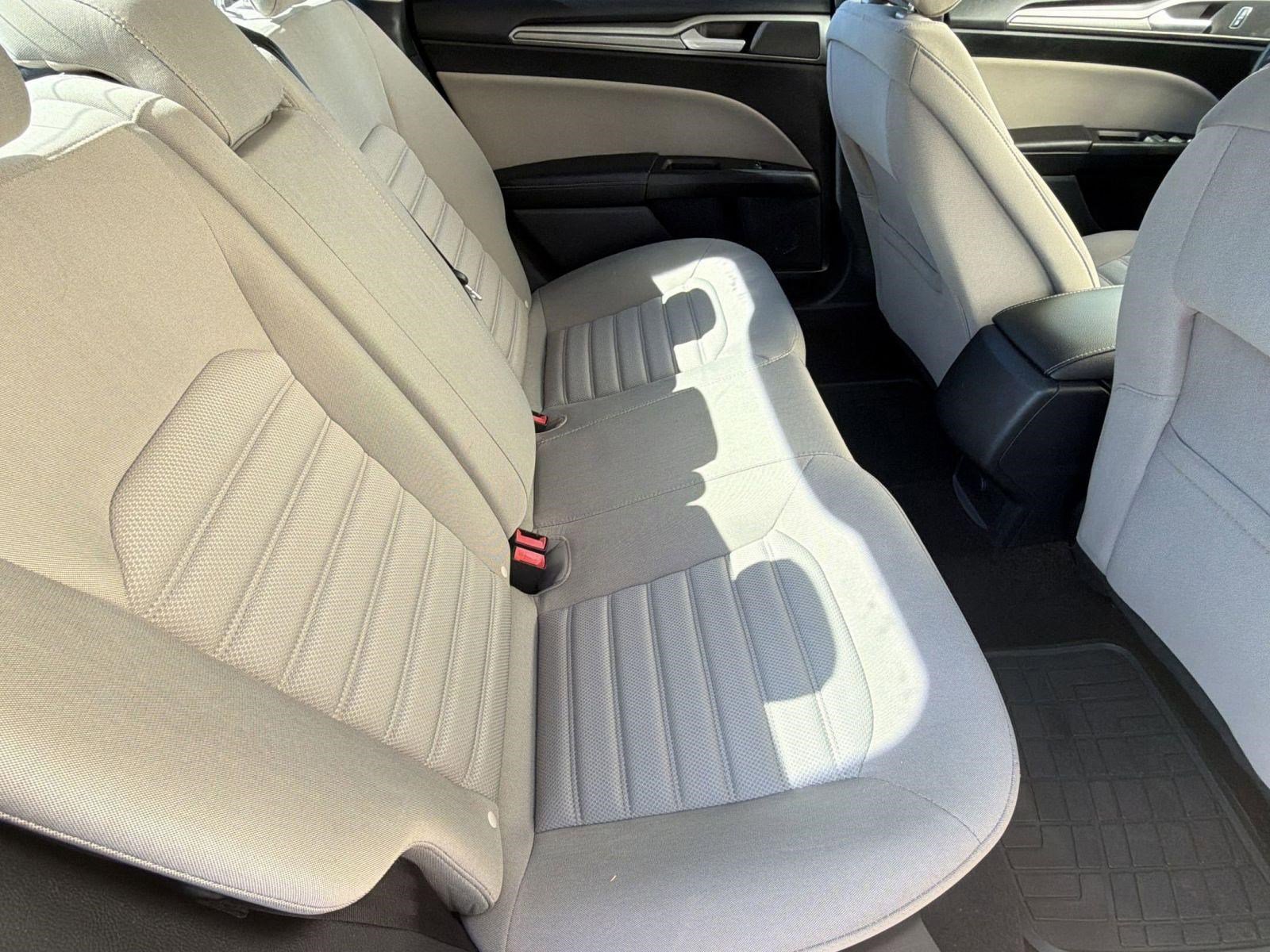 Used 2017 Ford Fusion S FWD image 32