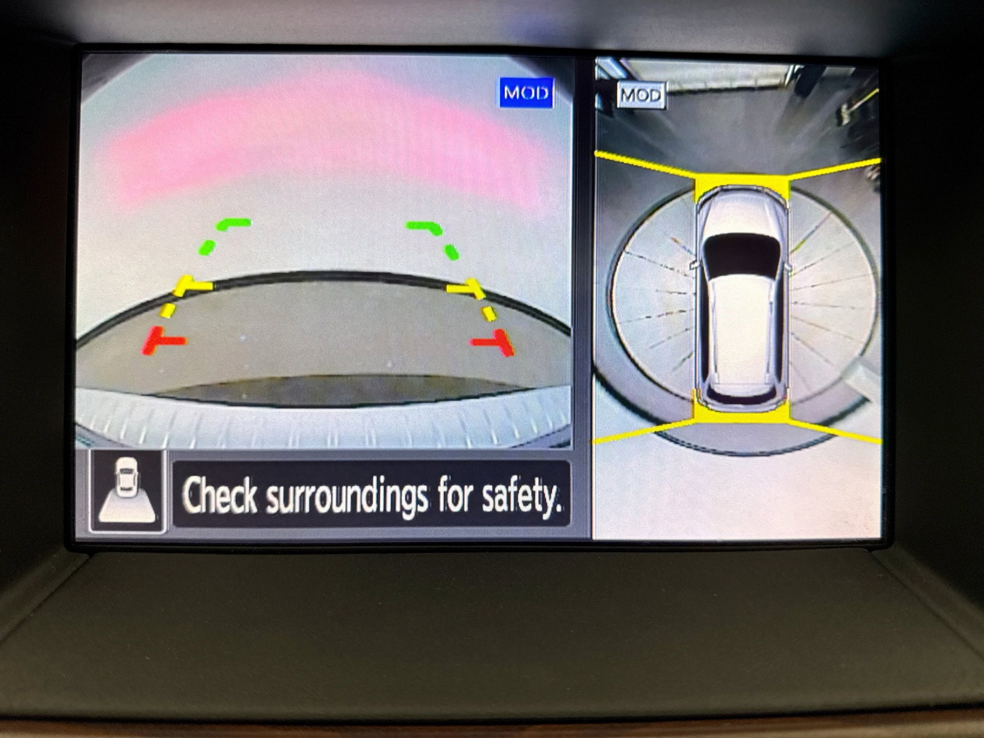 Used 2019 Nissan Pathfinder Platinum image 16