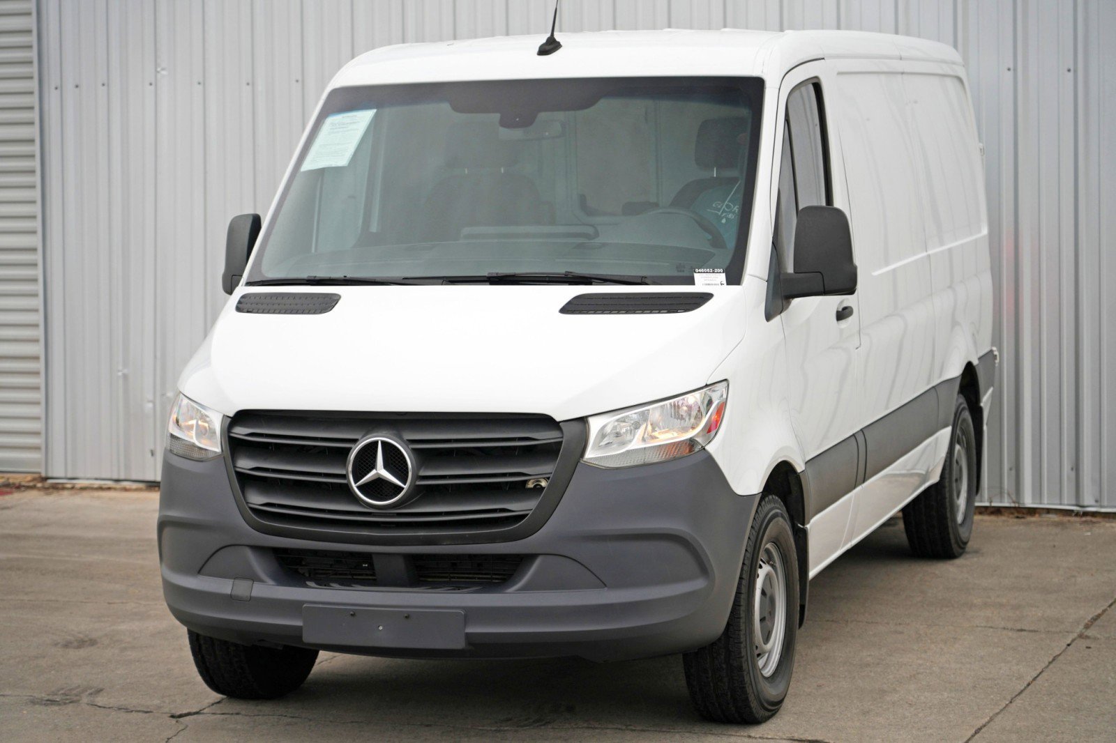 Used 2021 Mercedes-Benz Sprinter 2500 w/ Driver Convenience Package image 31