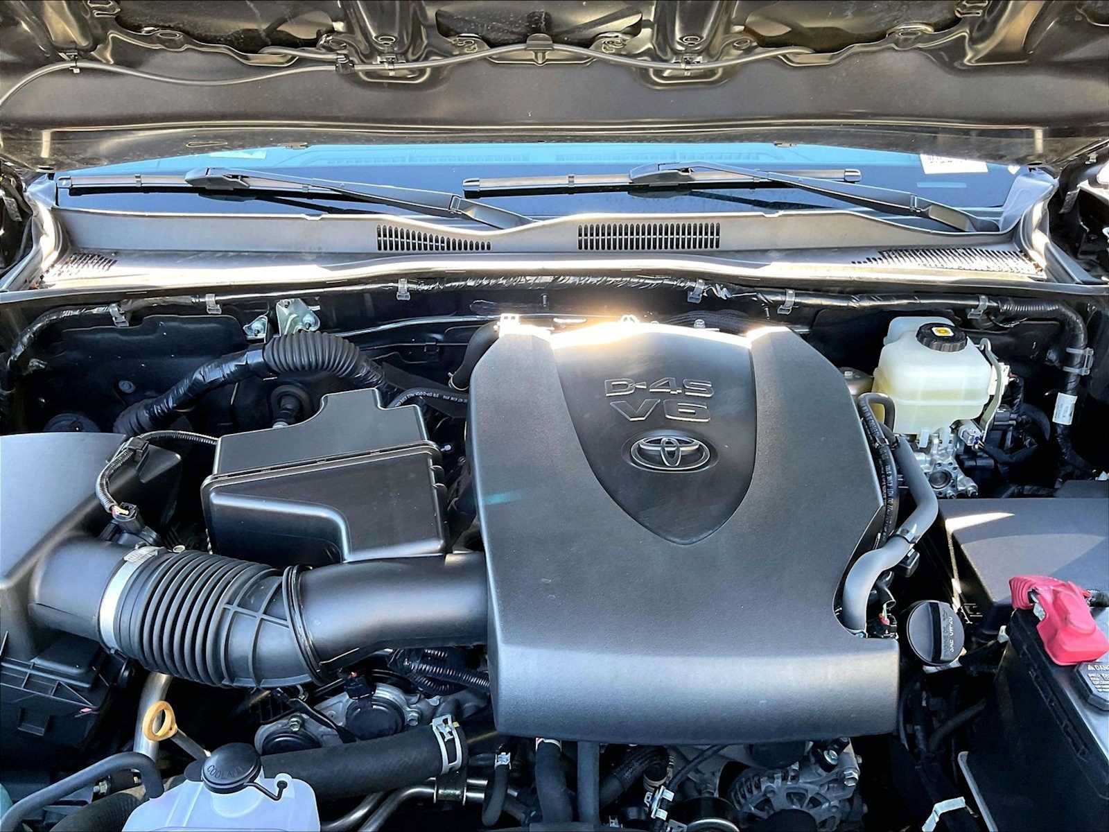 Used 2021 Toyota Tacoma TRD Off-Road AWD/4WD image 14