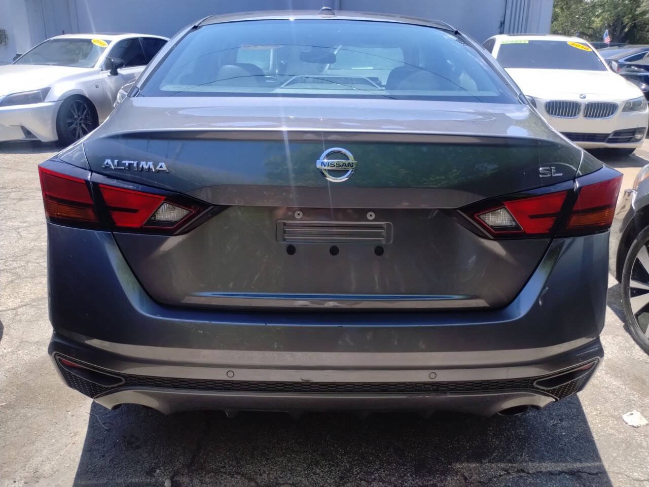 Used 2019 Nissan Altima 2.5 SL FWD image 8