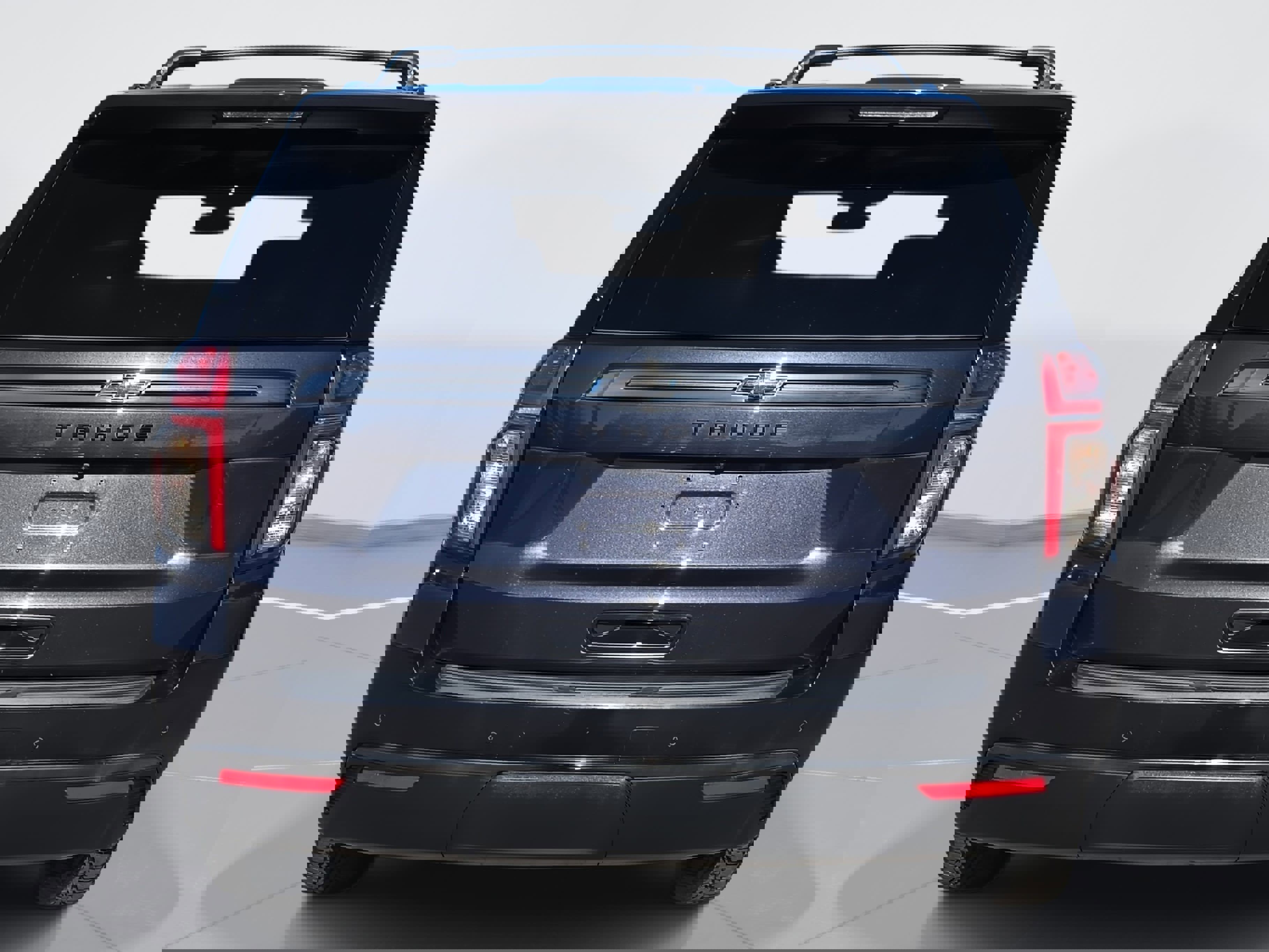 Used 2022 Chevrolet Tahoe Z71 w/ Luxury Package image 6