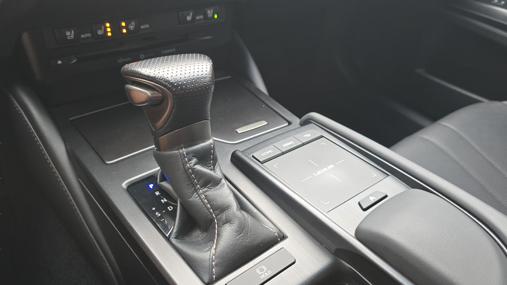 Used 2021 Lexus ES 350 F Sport w/ Accessory Package 2 FWD image 20