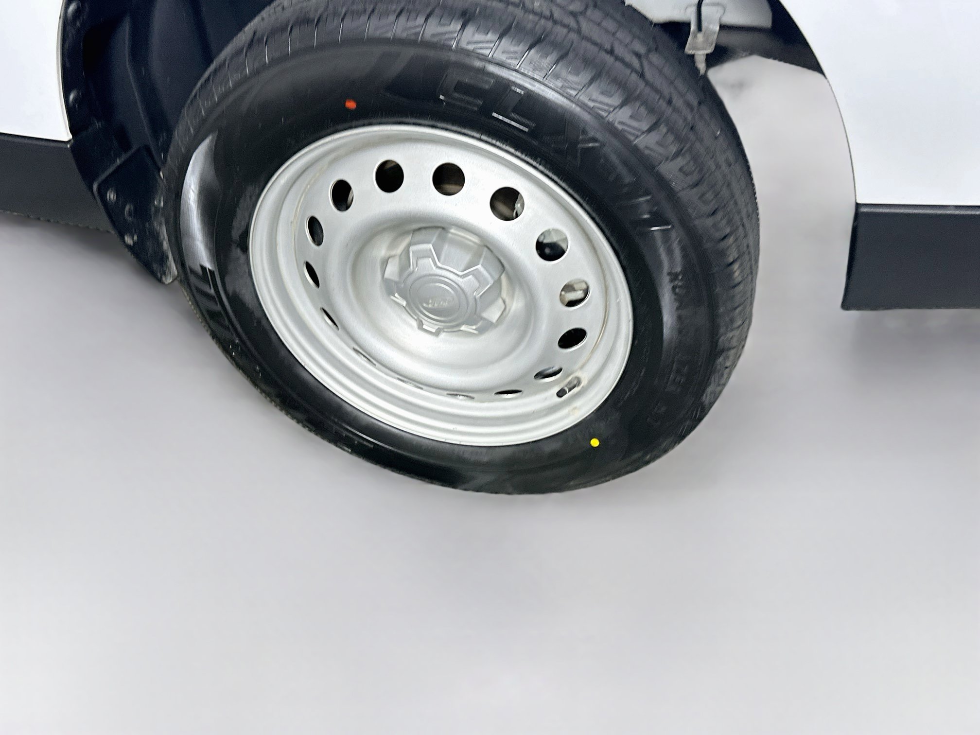 Used 2024 Ford Maverick XL FWD image 11