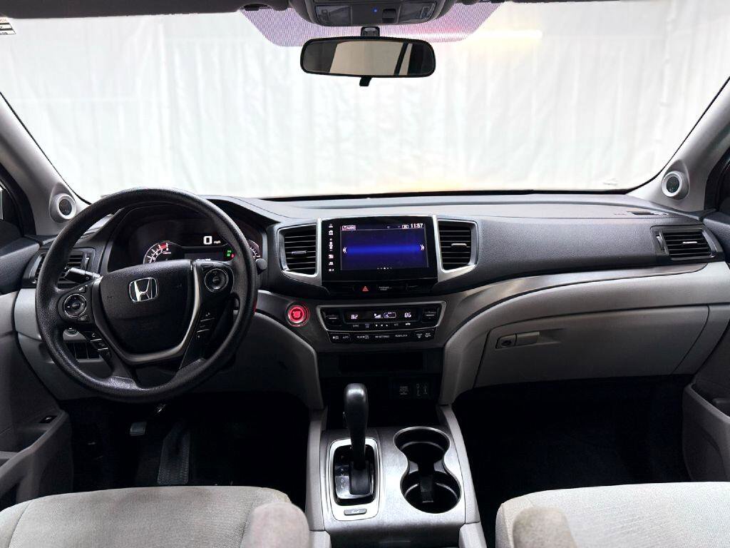 Used 2018 Honda Pilot EX image 25