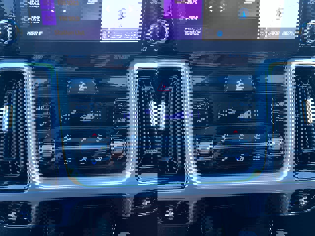 Used 2022 Kia Sorento SX Prestige w/ Rust Color Package image 19