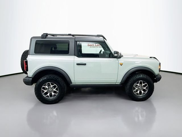 Used 2024 Ford Bronco Badlands image 8