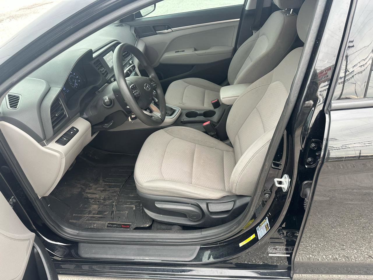 Used 2020 Hyundai Elantra SE image 10