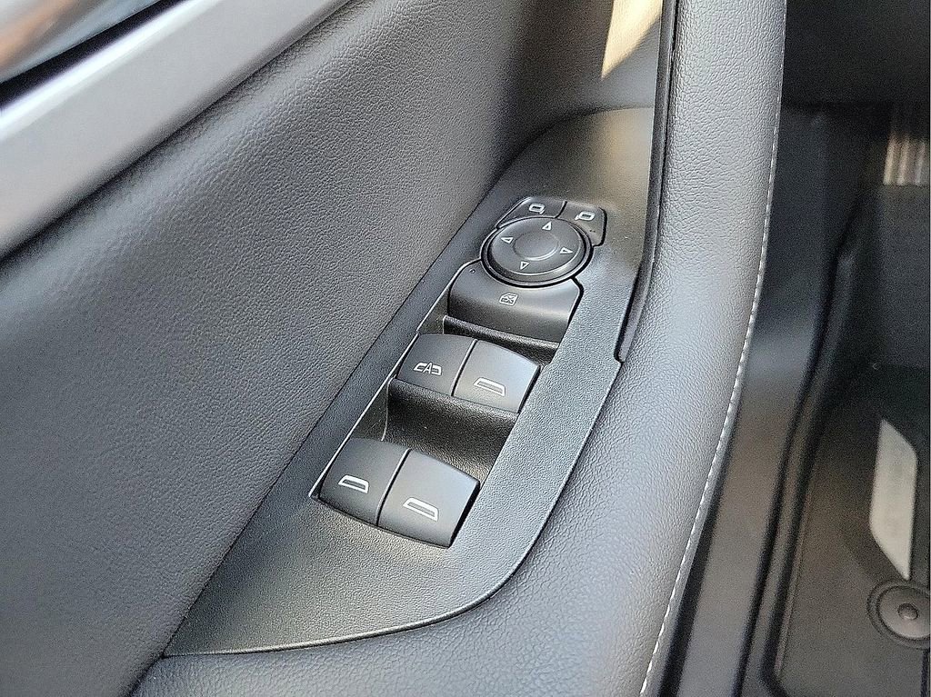 New 2025 Chevrolet Blazer LT w/ LPO, Black Sport Package image 13