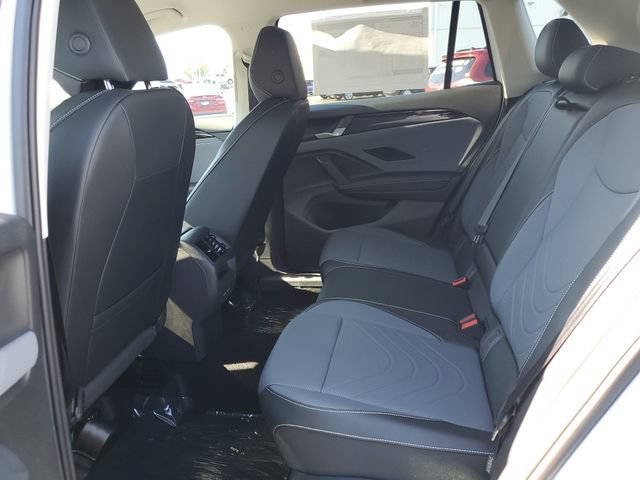 New 2026 Volkswagen Tiguan SE AWD/4WD image 9