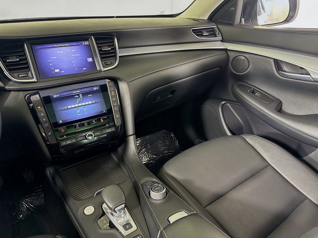 Used 2021 INFINITI QX50 Luxe FWD image 28