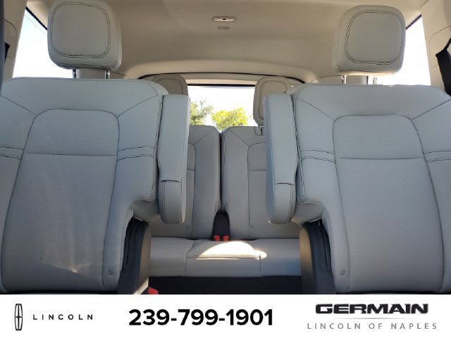 New 2026 Lincoln Aviator AWD image 29