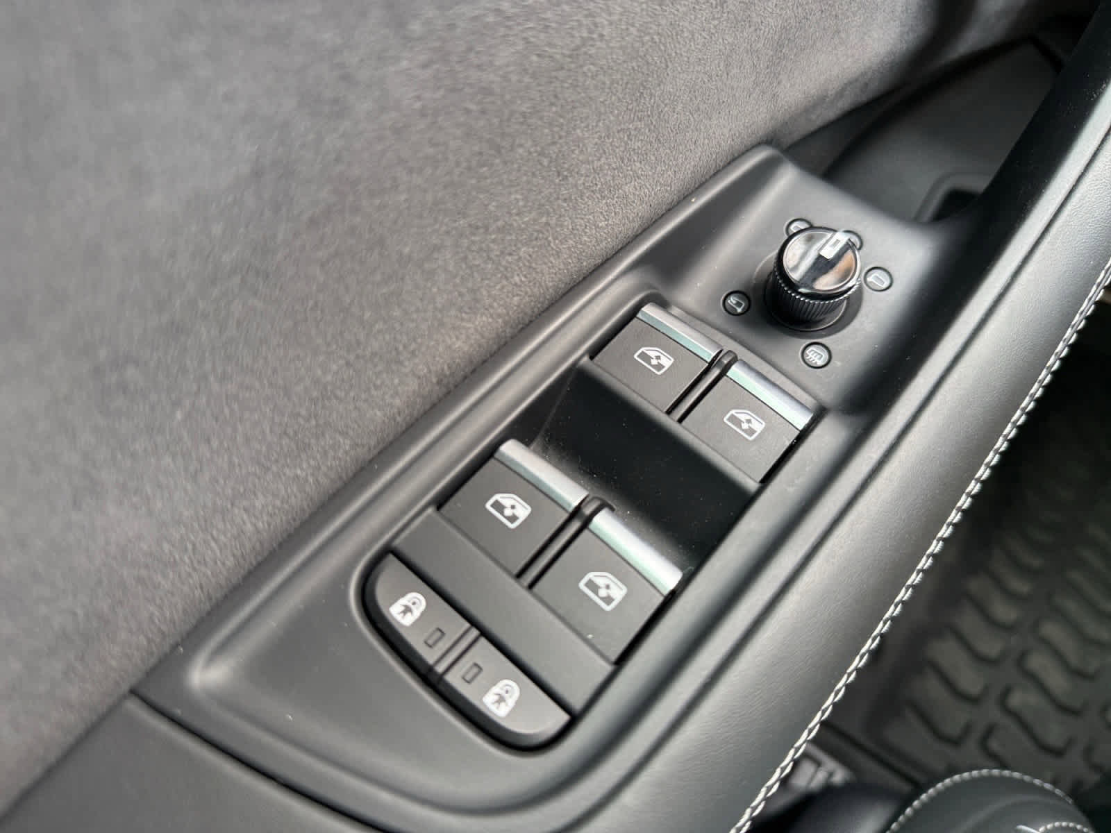 Used 2023 Audi SQ8 Prestige image 26