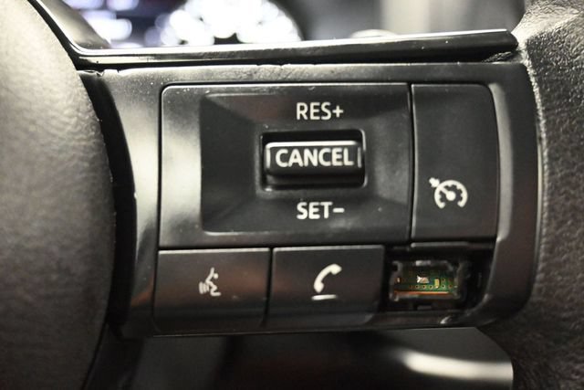 Used 2023 Nissan Pathfinder S FWD image 22