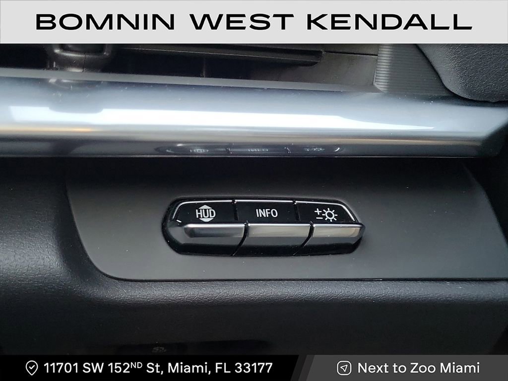 Used 2025 Chevrolet Corvette Z06 image 24