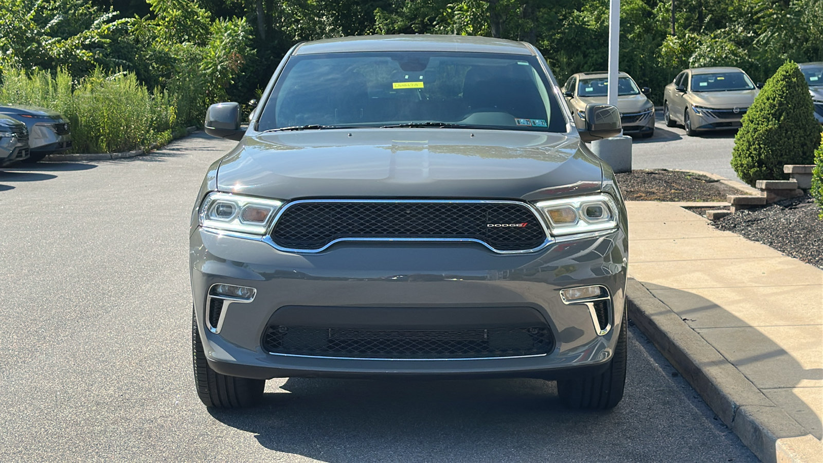 Used 2021 Dodge Durango SXT w/ 3rd Row Seating Group AWD/4WD image 3
