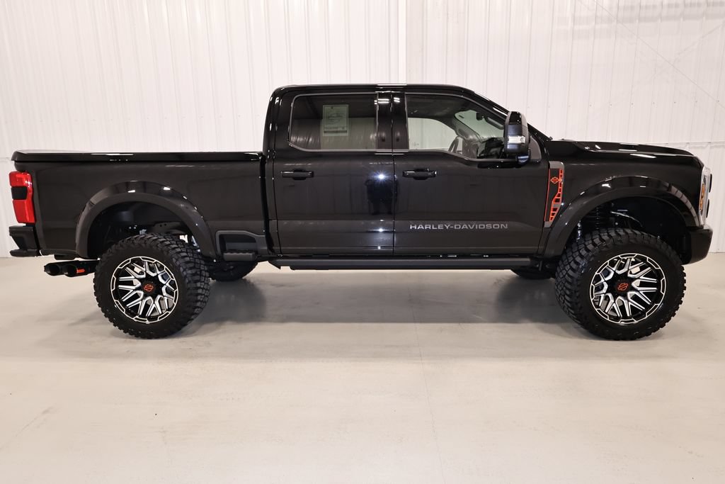 New 2026 Ford F250 Lariat w/ Black Appearance Package AWD/4WD image 2