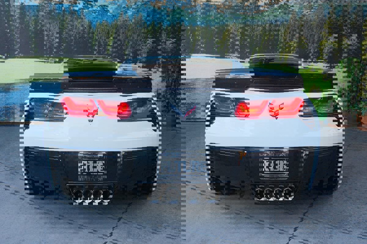 Used 2019 Chevrolet Corvette Grand Sport w/ Carbon Flash Badge Package image 5