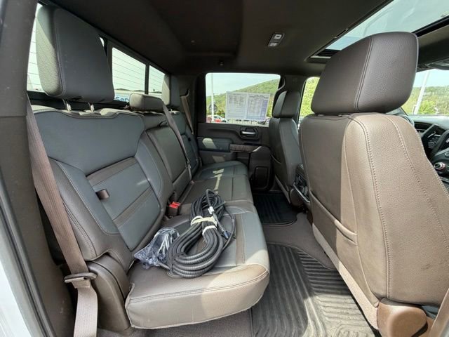 Used 2022 GMC Sierra 3500 Denali w/ Technology Package AWD/4WD image 42