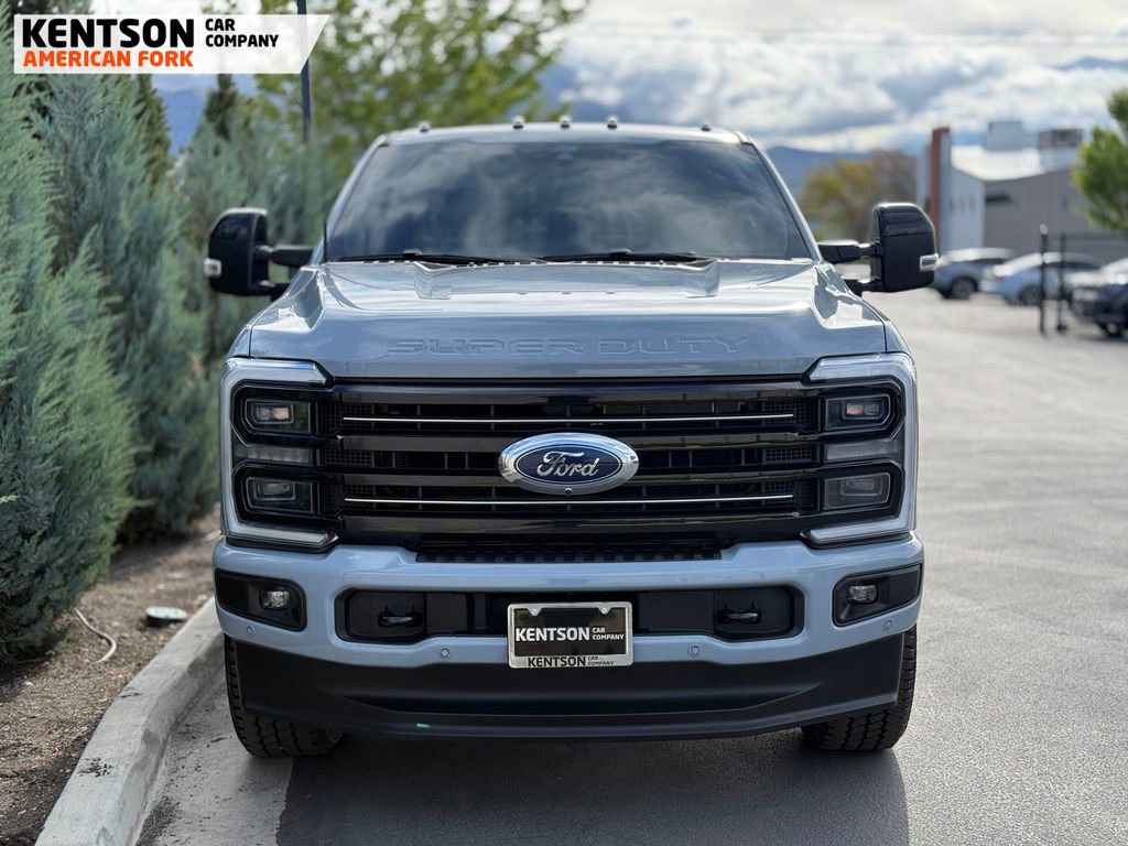 Used 2026 Ford F350 Platinum w/ FX4 Off-Road Package image 2