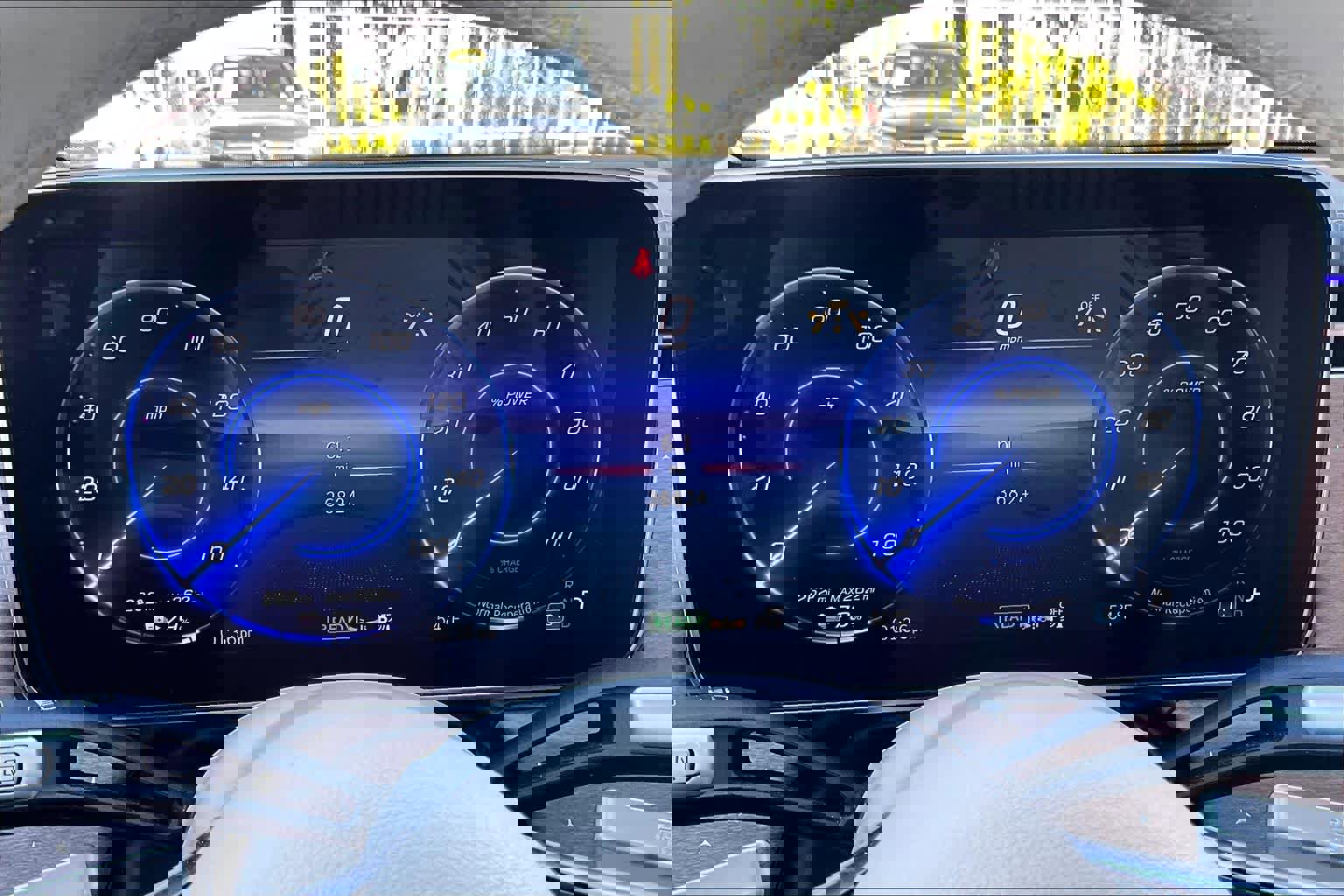 Used 2023 Mercedes-Benz EQS 450+ SUV image 26