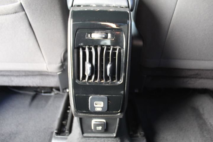 Used 2024 Jeep Compass Sport image 32