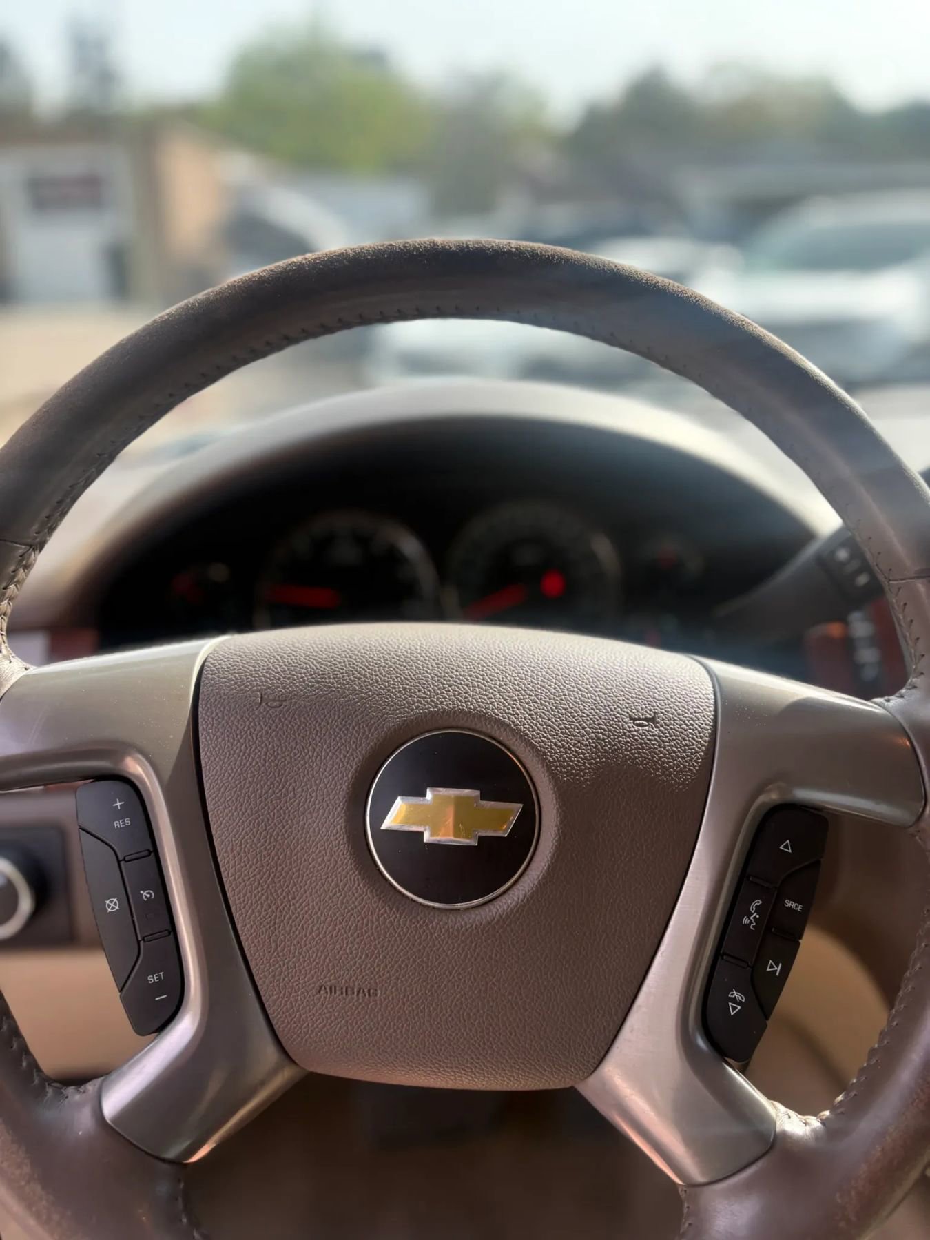 Used 2013 Chevrolet Tahoe LT w/ Luxury Package AWD/4WD image 47