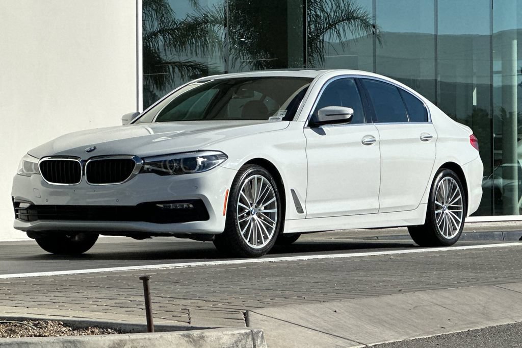 Used 2018 BMW 530i RWD image 7