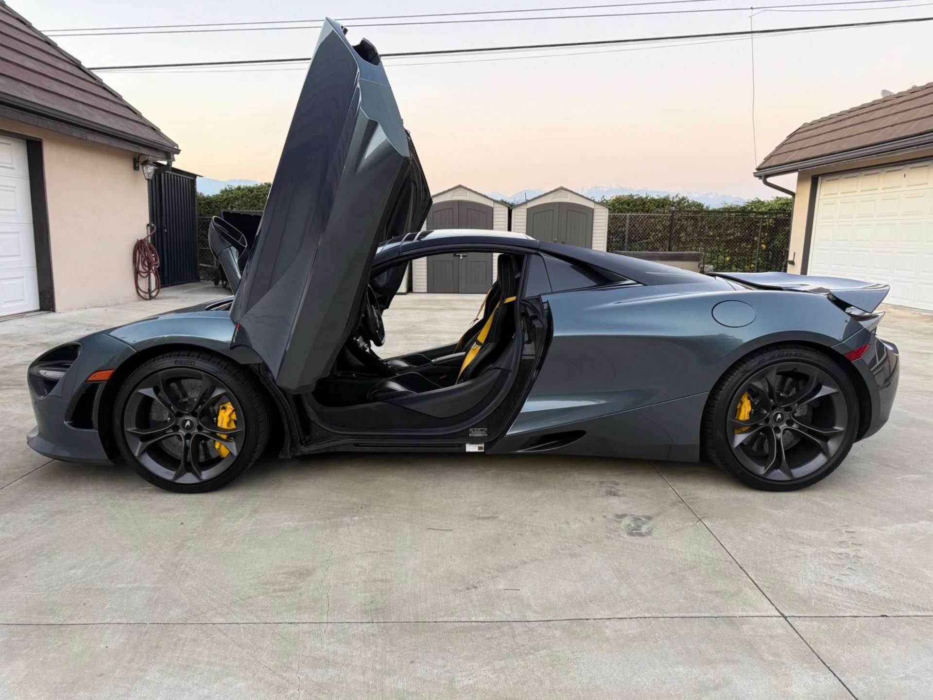 Used 2020 McLaren 720S Luxury image 3