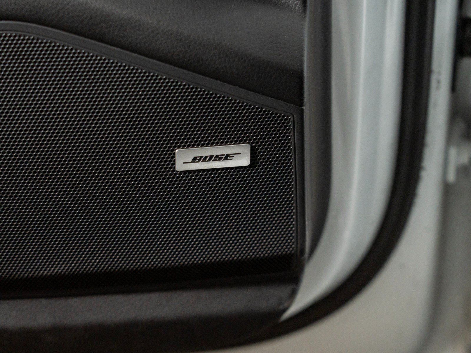 Certified 2023 Porsche Cayenne AWD/4WD image 22