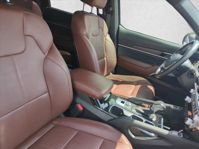 Used 2023 Kia Telluride EX w/ EX Captain's Chair Package image 26