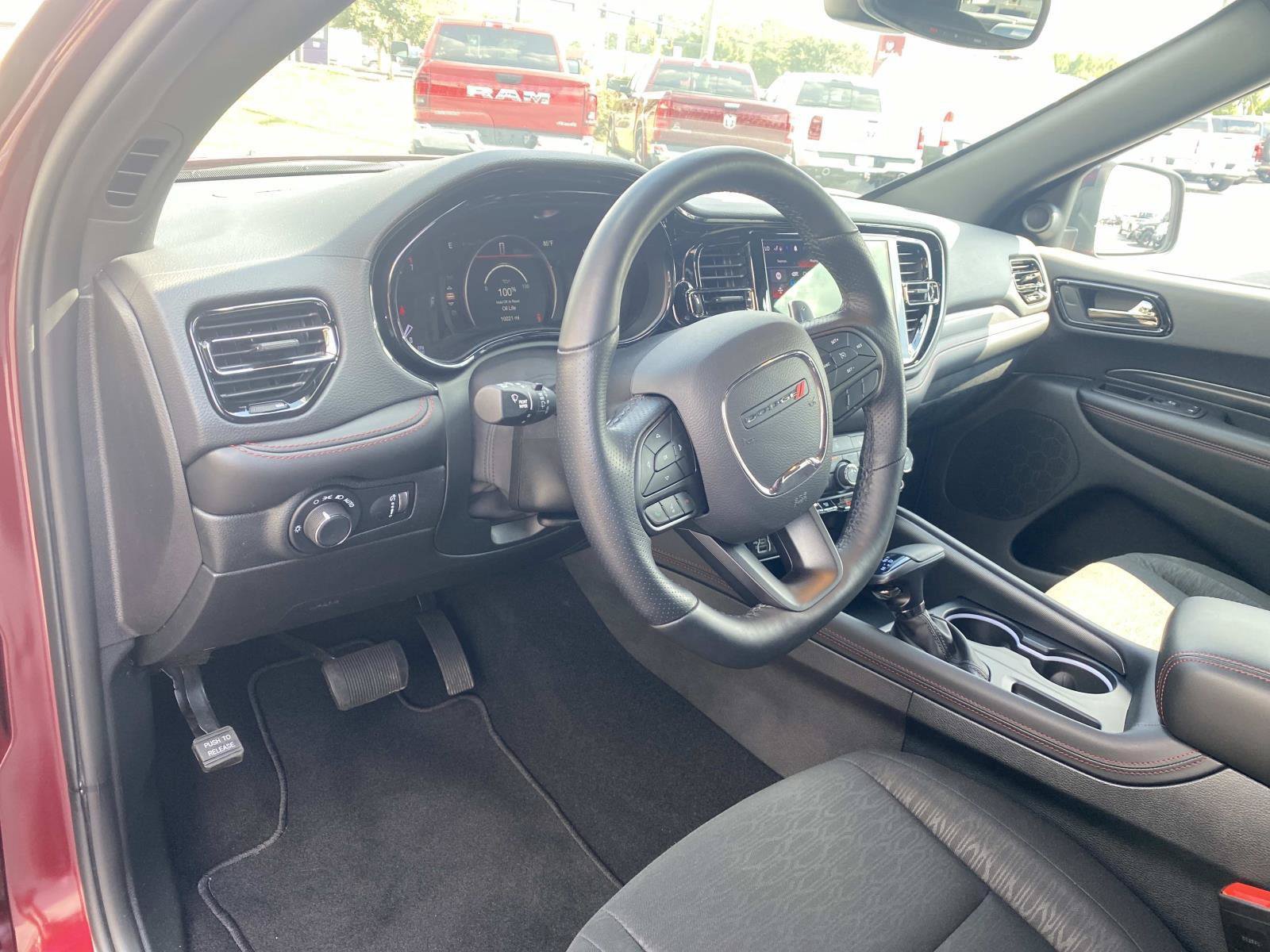 Used 2025 Dodge Durango GT w/ Blacktop Package RWD image 26