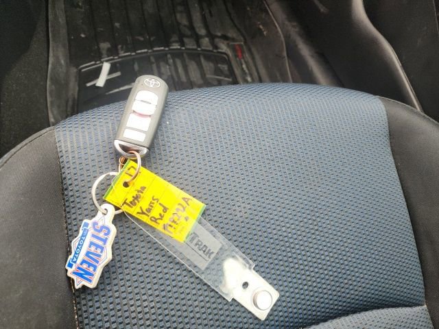 Used 2017 Toyota Yaris iA image 11