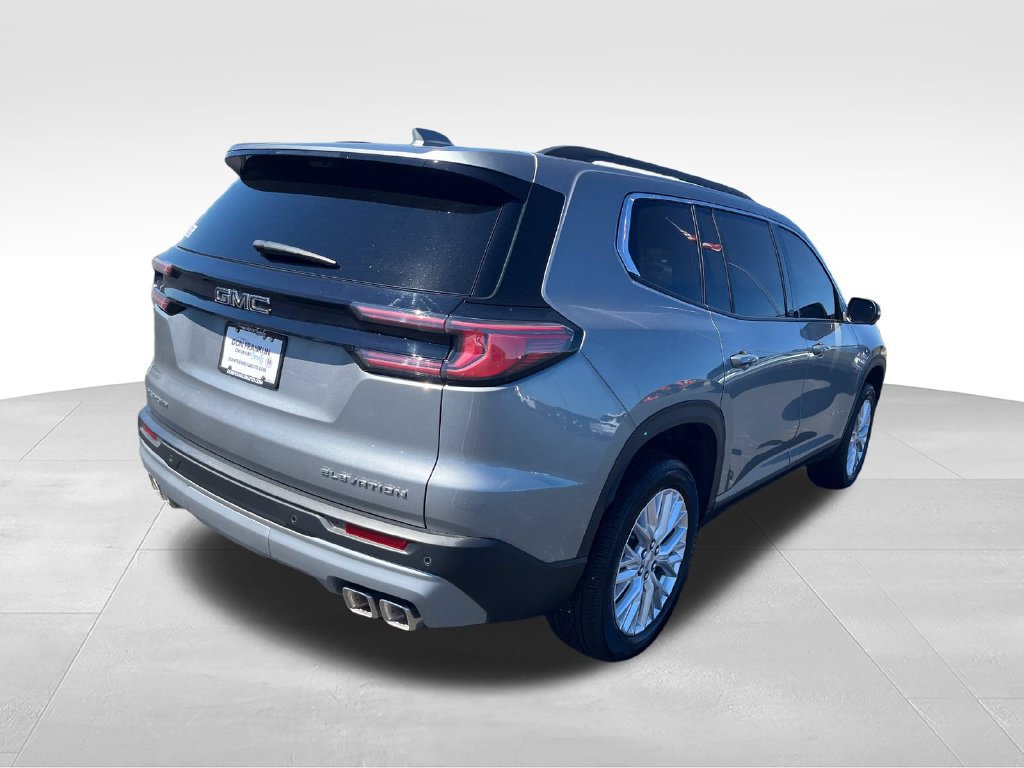 Used 2026 GMC Acadia Elevation w/ Elevation Premium Package FWD image 5