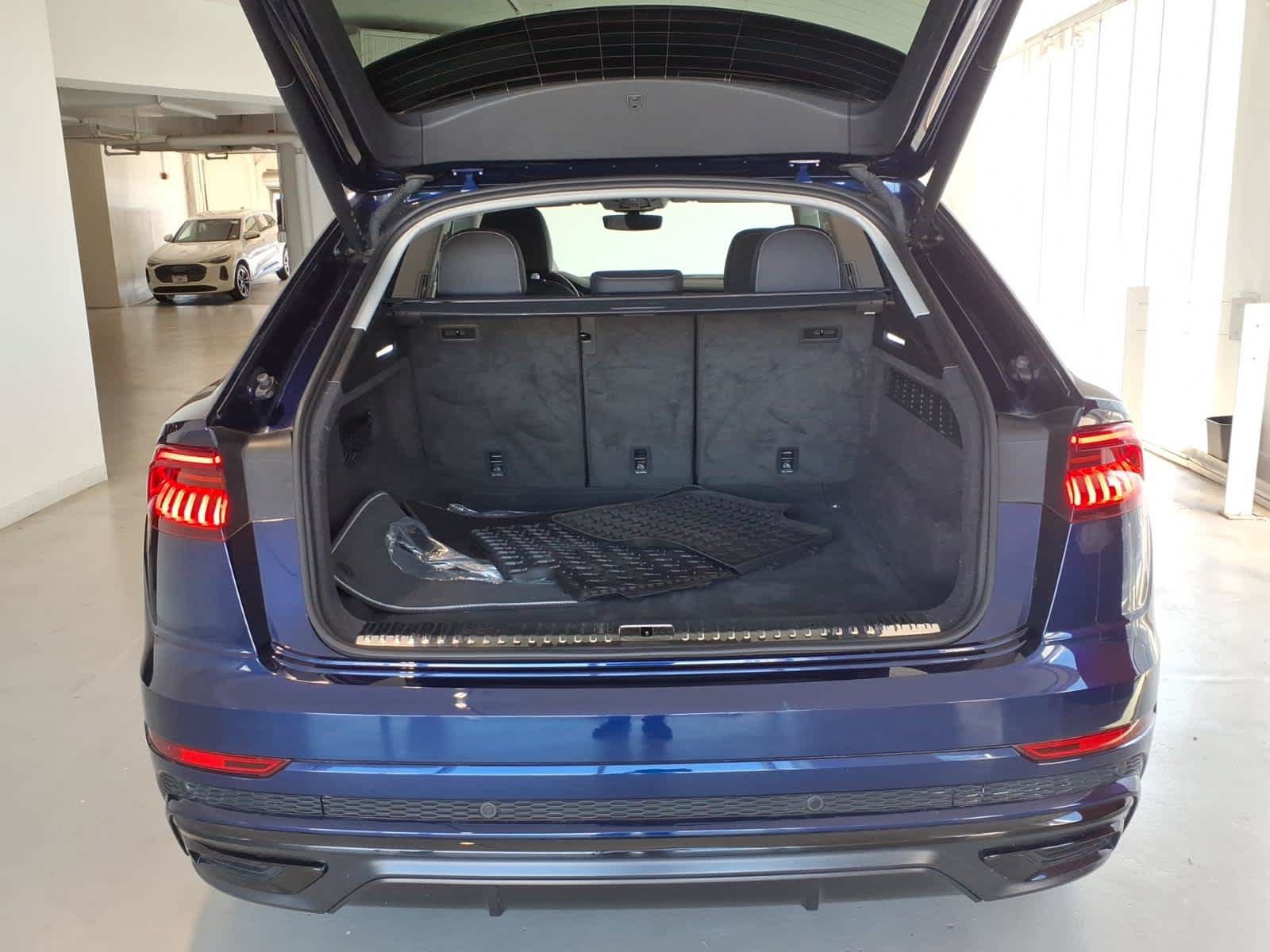 Used 2023 Audi Q8 Premium Plus AWD/4WD image 11