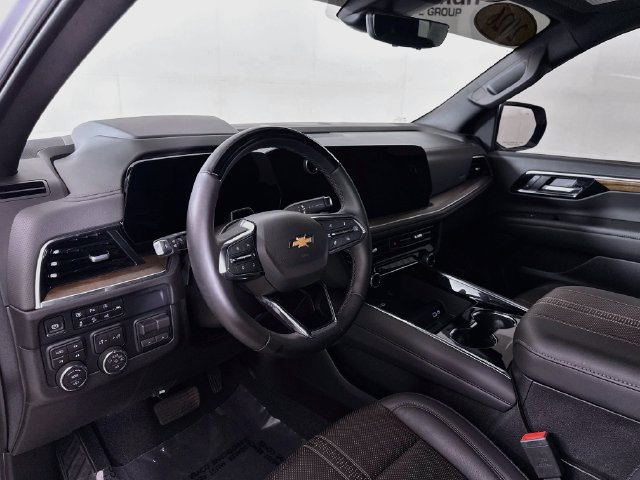 Used 2026 Chevrolet Tahoe High Country AWD/4WD image 10