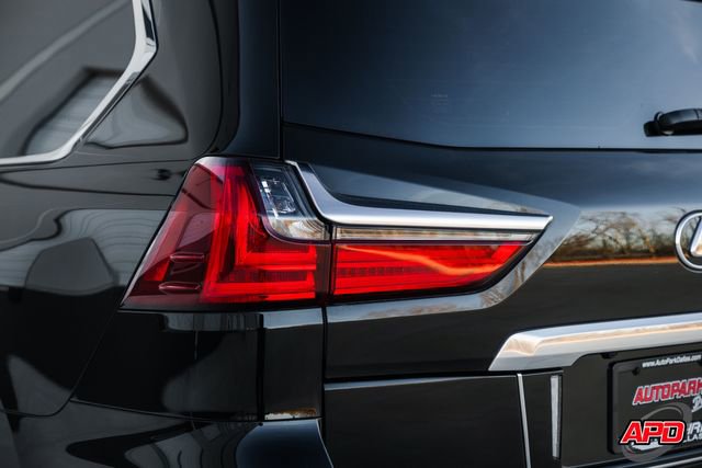 Used 2021 Lexus LX 570 4WD w/ Luxury Package image 50