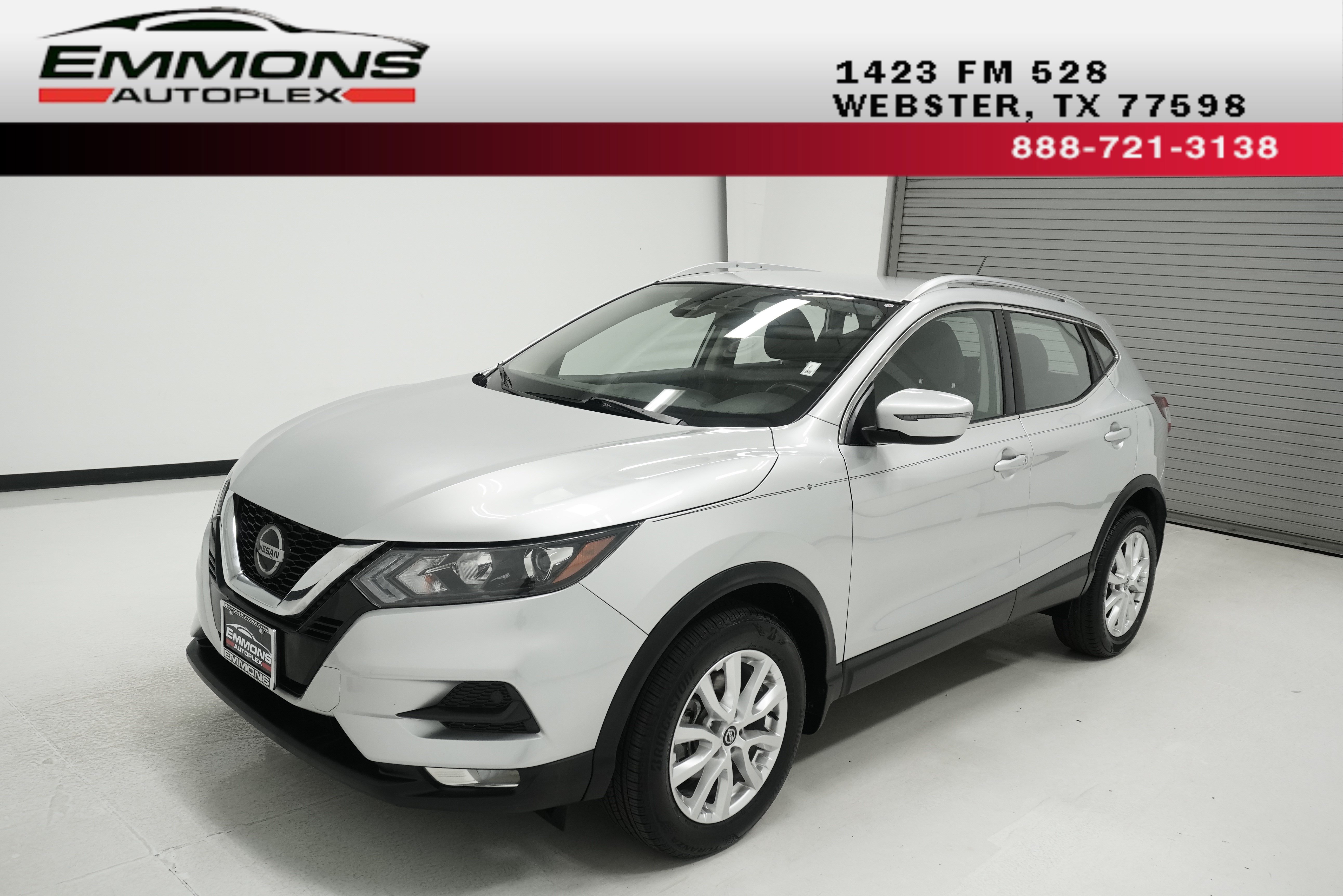 Used 2021 Nissan Rogue Sport SV FWD image 1