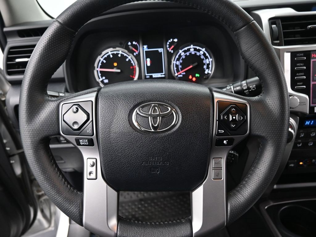 Used 2022 Toyota 4Runner Limited image 27