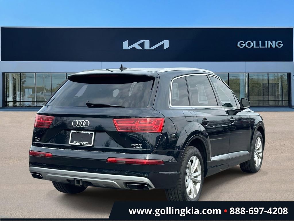Used 2017 Audi Q7 3.0T Premium Plus image 3