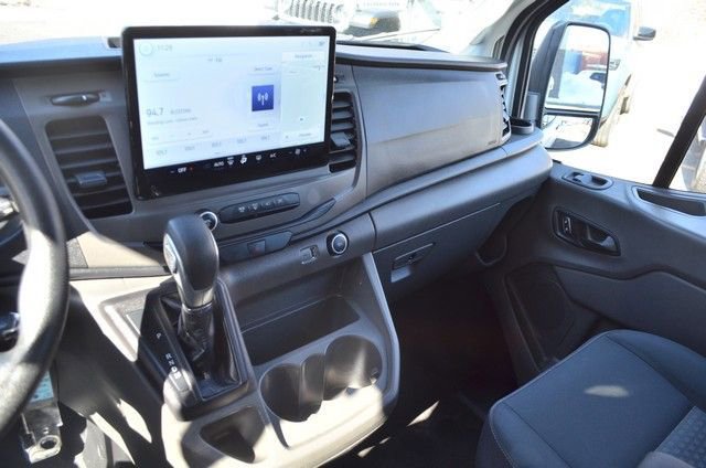 Used 2022 Ford Transit 350 XLT image 22