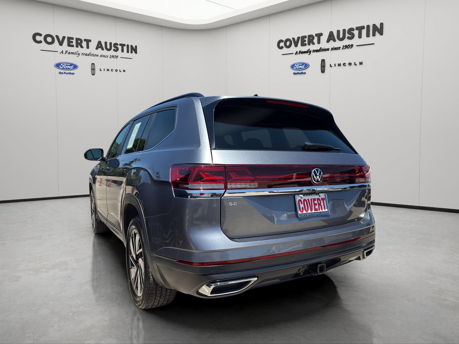 Used 2024 Volkswagen Atlas SE FWD image 3
