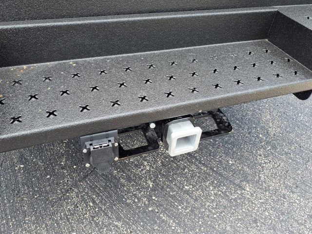 New 2025 Chevrolet Express 3500 w/ Power Convenience Package image 18