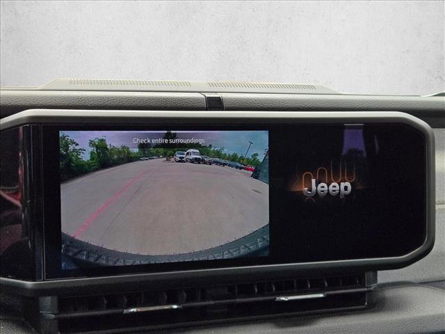 Used 2024 Jeep Wrangler Willys image 12