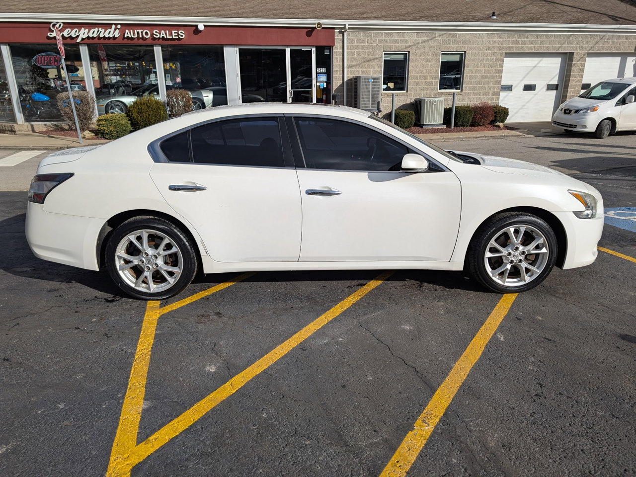 Used 2012 Nissan Maxima 3.5 S image 8