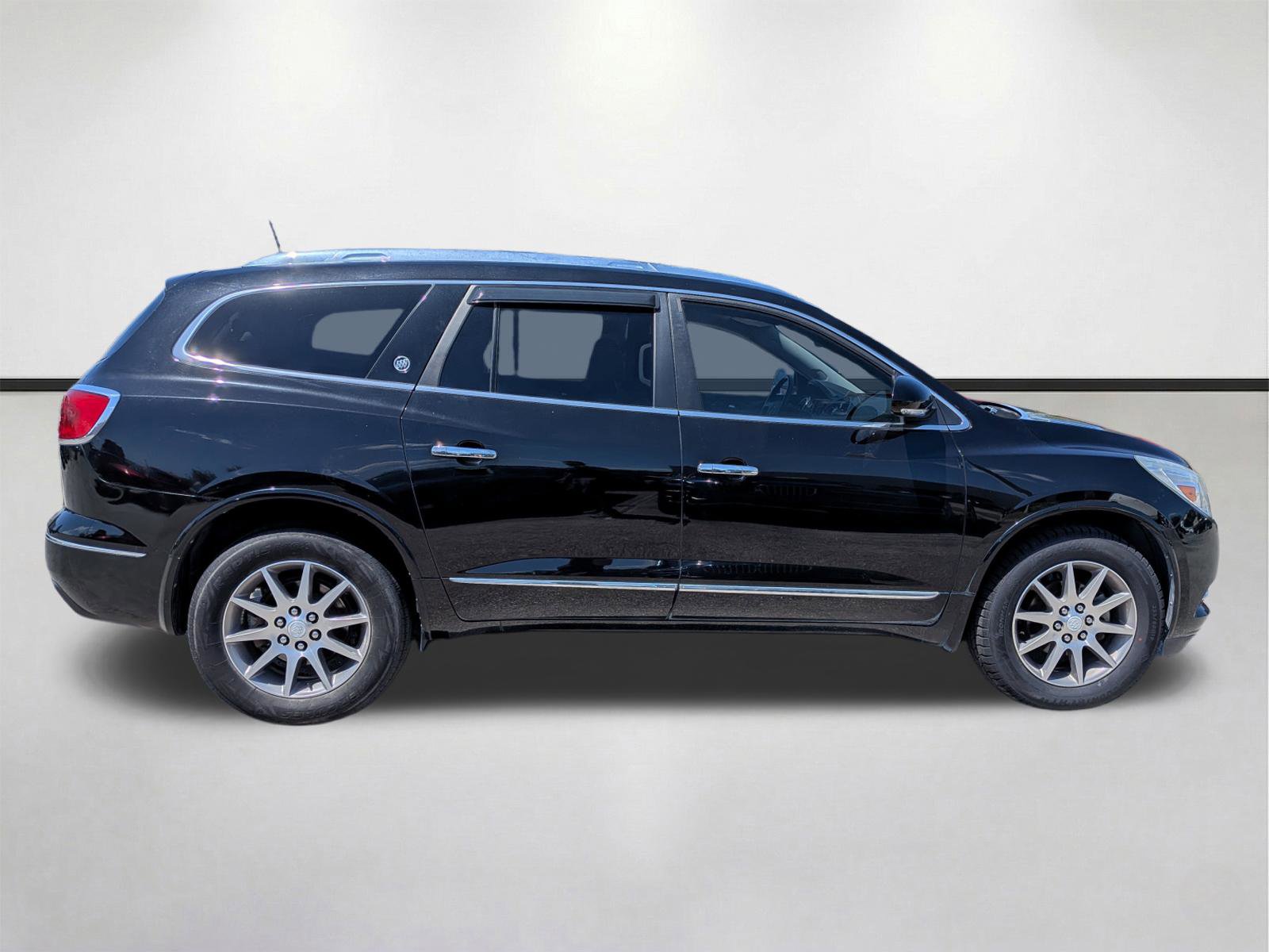 Used 2016 Buick Enclave Leather w/ Trailering Package FWD image 3