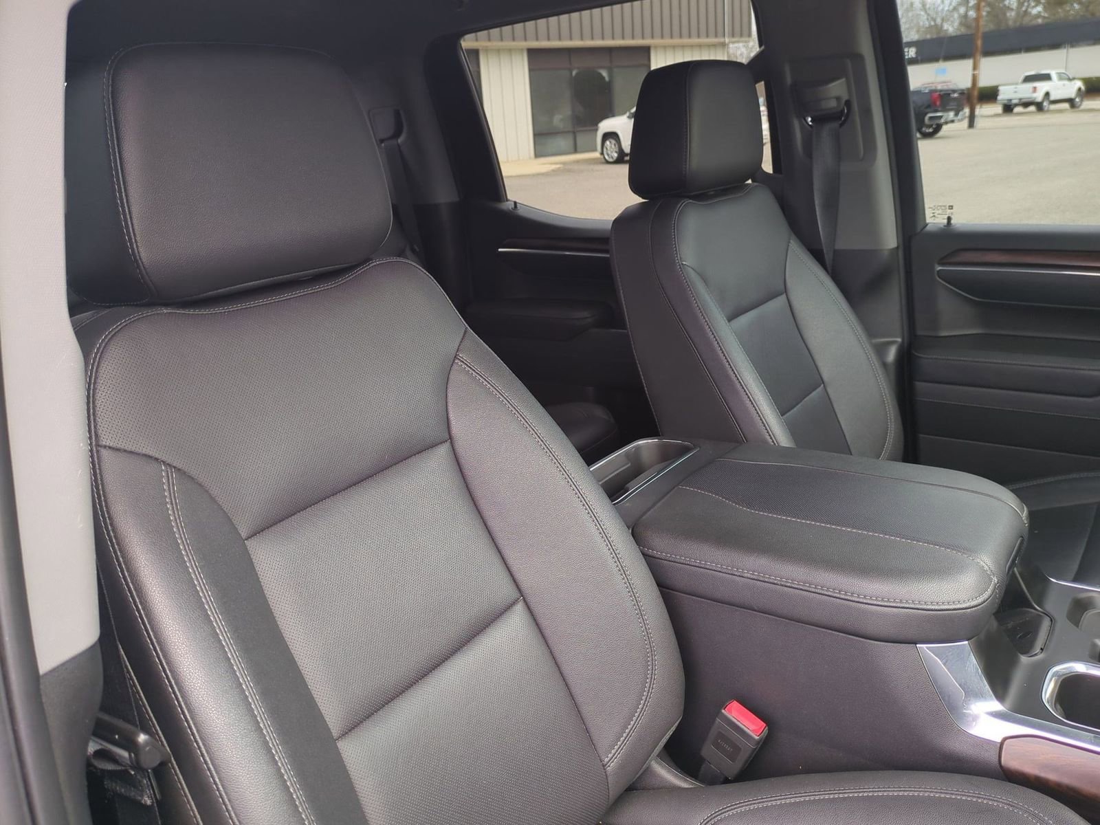 Certified 2023 GMC Sierra 1500 SLT w/ SLT Premium Package image 31