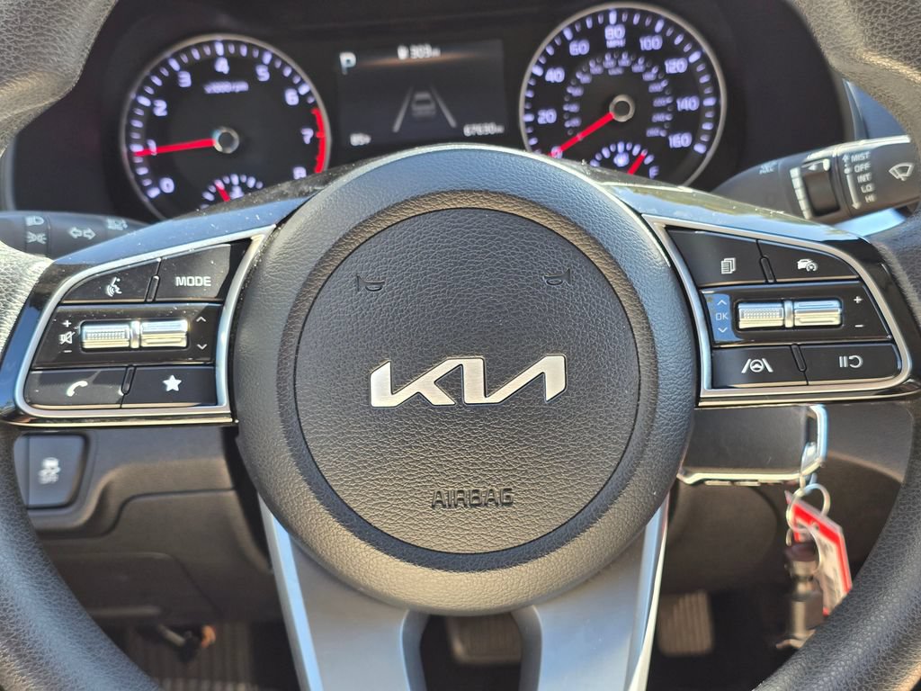 Used 2024 Kia Forte LXS FWD image 23